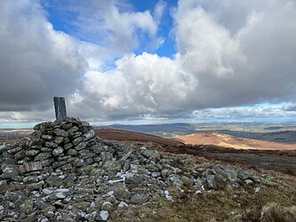 Carnedd y Filiast cairn