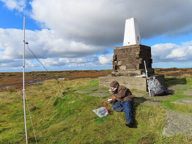 The Cheviot G/SB-001 VHF/UHF