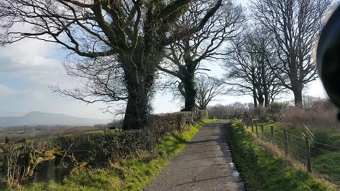 VideoCapture_20260318-215809