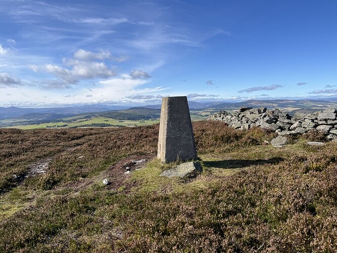 GM/ES-065 Benaquhallie Trig