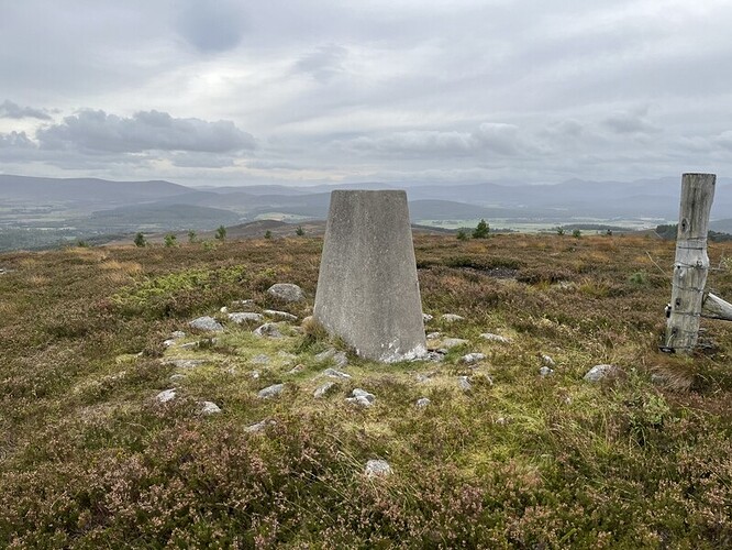 Trig point on GM/CS-112 Beinn Mhor