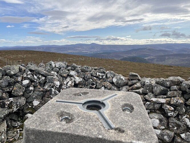GM/ES-036 Gellaig Hill trig