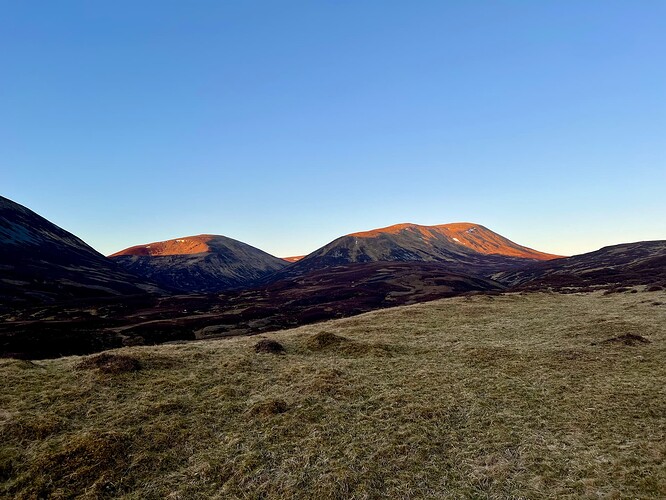 Sunrise on Beinn luthan Mhor