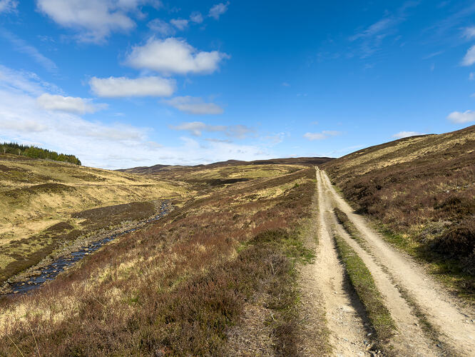 Very pleasant track towards Beinn Dearg.