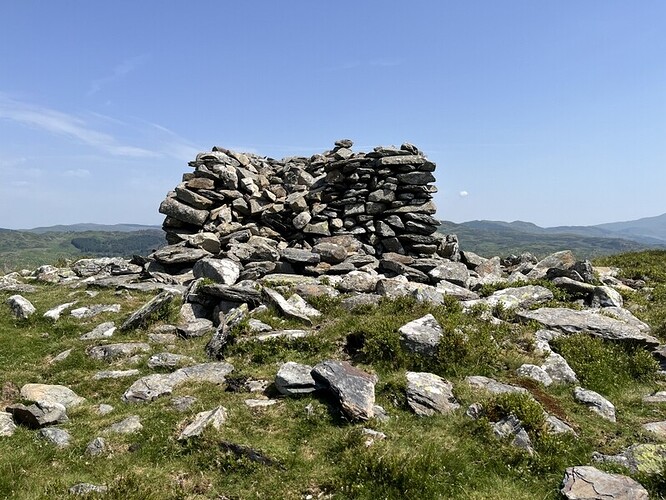 GW/NW-055 Foel Offrwm "structure"