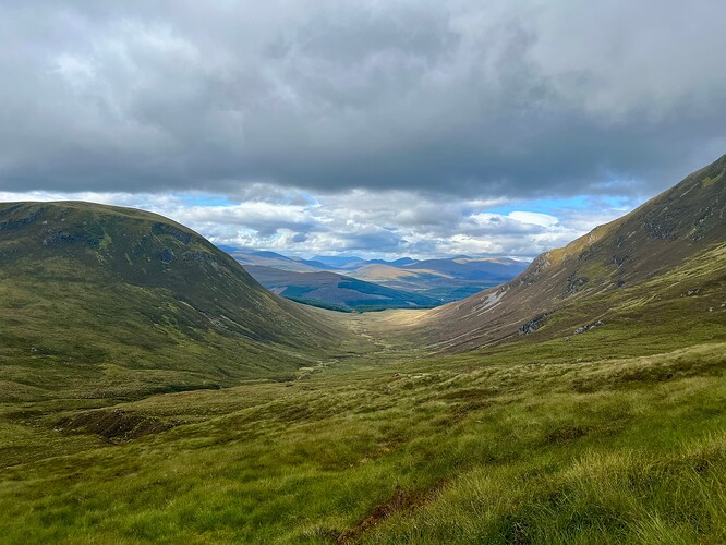 U shaped valley