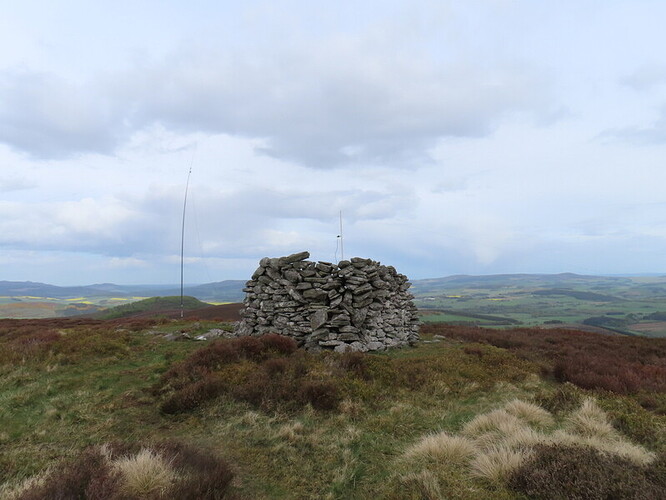 Lord Arthur's Hill - both antennas