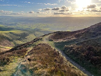 Foel Fenlli ramparts