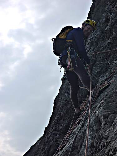 ardverikie-wall---mike-on-hanging-stance-top-of-pitch-4_5677672990_o