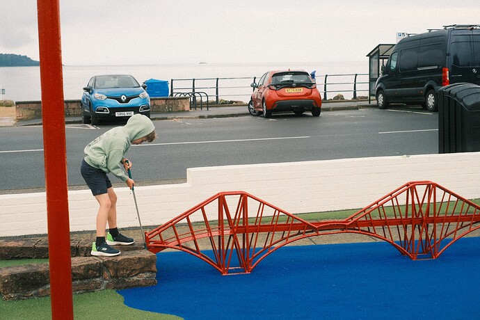 Mini-golf