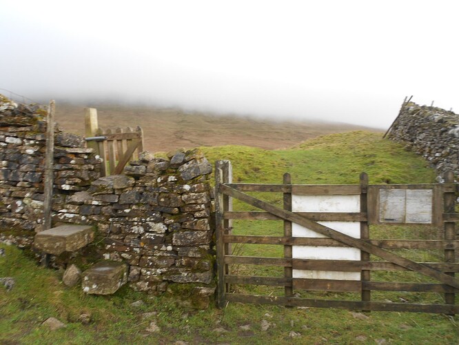 NP8 Gt Whernside VHF,26-12-25 (15)