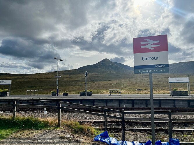 Leum Uilleim behind the station