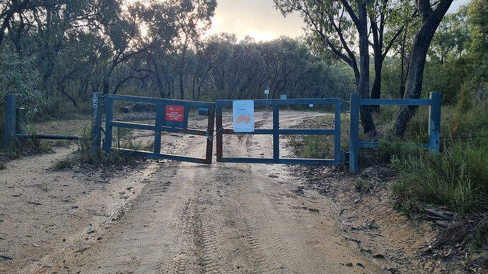 Lupton Track gate