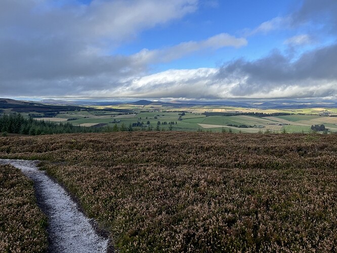 GM/ES-068 Craiglich views