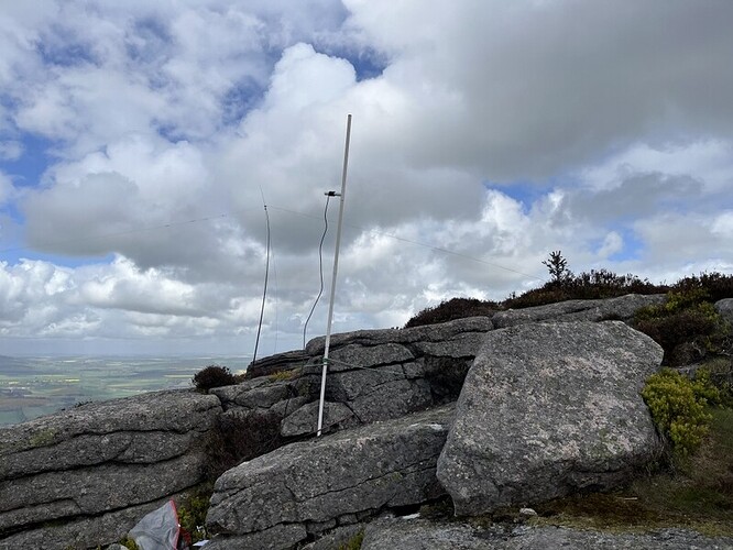 Bennachie: Oxen Crag -  VHF